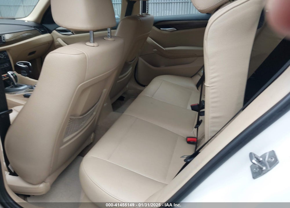 2014 BMW X1 XDRIVE28I VIN: WBAVL1C56EVY13571