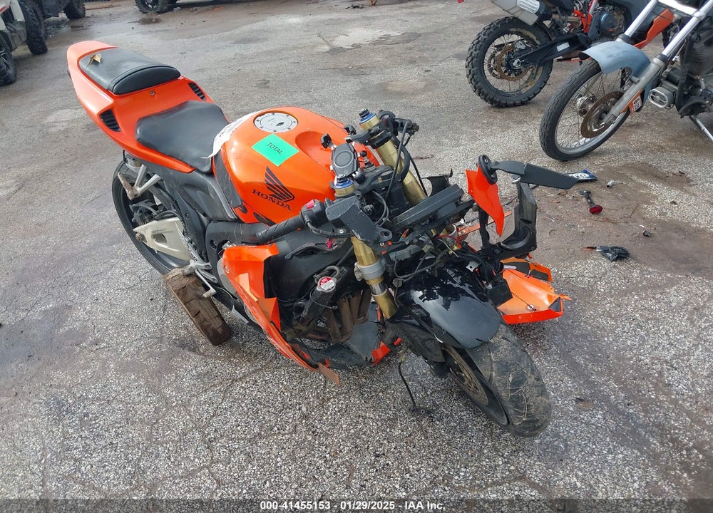 2006 HONDA CBR600 RR VIN: JH2PC37086M308460