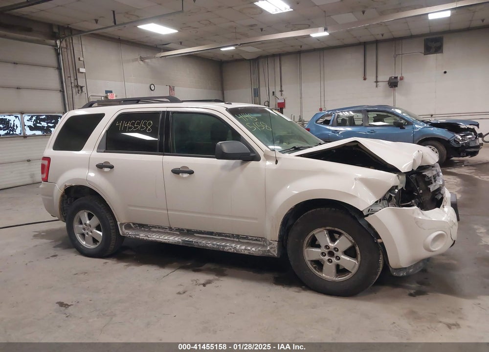 2009 FORD ESCAPE XLT VIN: 1FMCU93G09KA07316