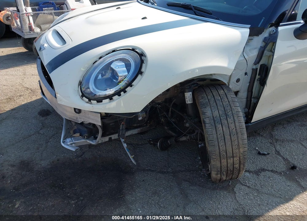 2020 MINI HARDTOP COOPER S VIN: WMWXU9C07L2L39864