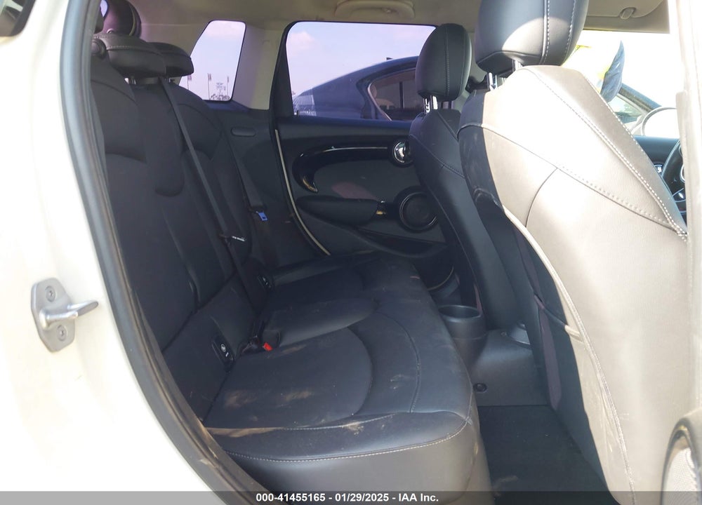 2020 MINI HARDTOP COOPER S VIN: WMWXU9C07L2L39864