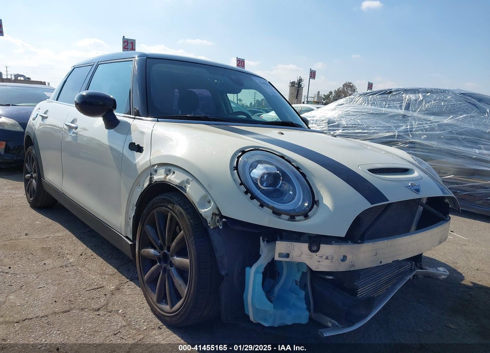 2020 MINI HARDTOP COOPER S VIN: WMWXU9C07L2L39864