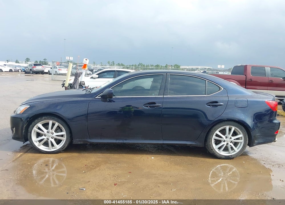 2007 LEXUS IS 250 VIN: JTHBK262072055469