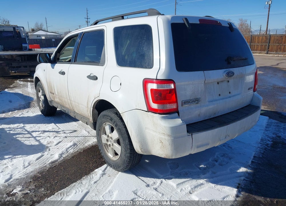2008 FORD ESCAPE XLT VIN: 1FMCU93168KA20873