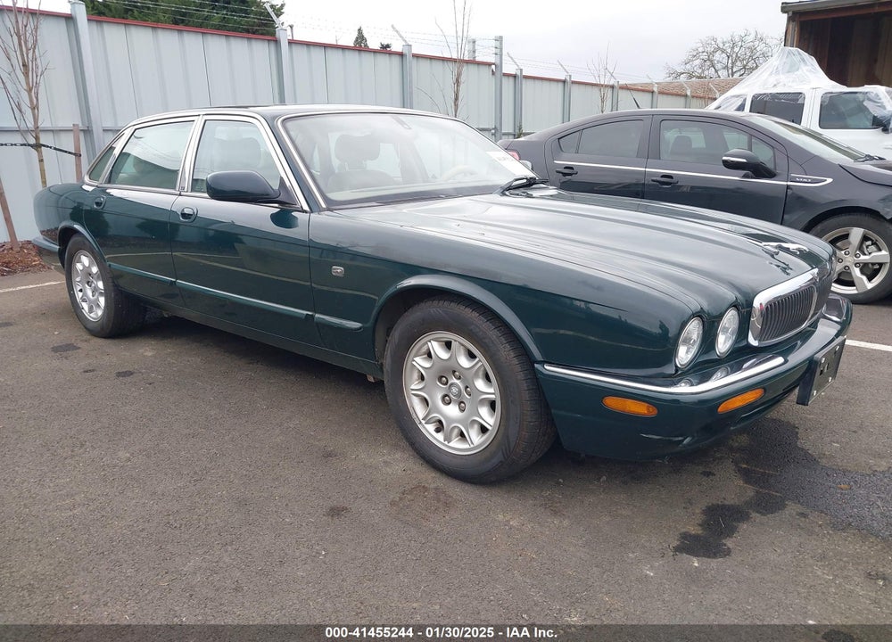 2001 JAGUAR XJ8 VIN: SAJDA14C21LF31827