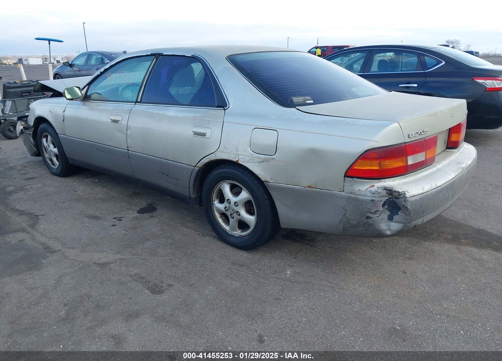 1997 LEXUS ES 300 VIN: JT8BF22G9V0001487
