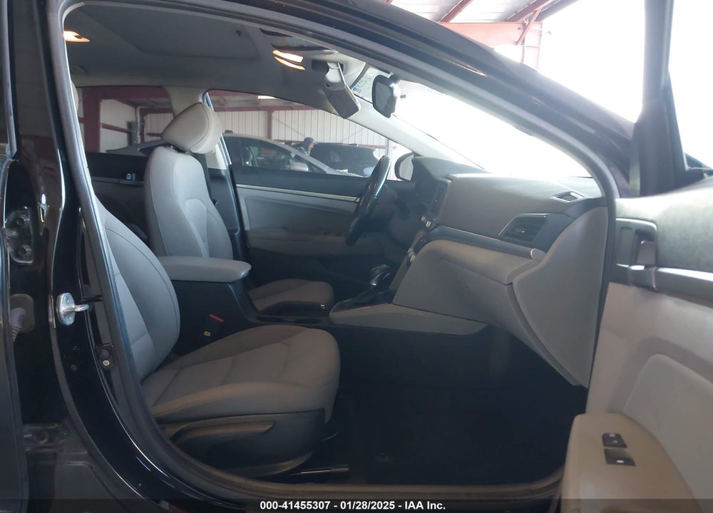 2019 HYUNDAI ELANTRA VALUE EDITION VIN: KMHD84LF8KU779365