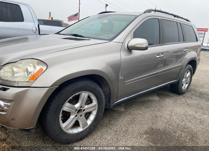 2007 MERCEDES-BENZ GL 450 4MATIC VIN: 4JGBF71E27A138374