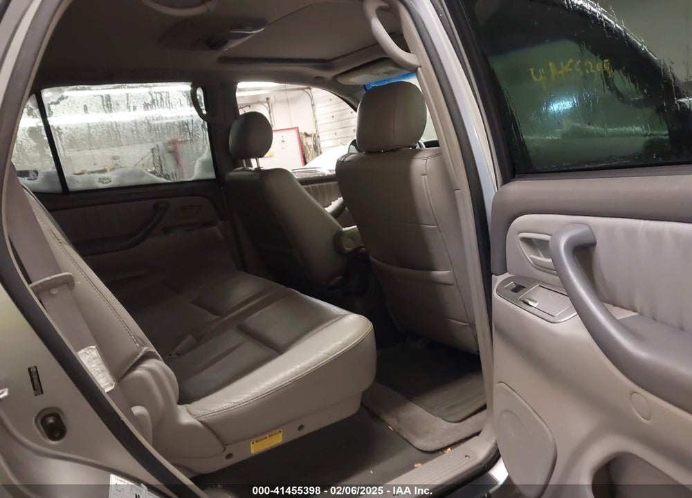 2005 TOYOTA SEQUOIA LIMITED V8 VIN: 5TDBT48A25S257413
