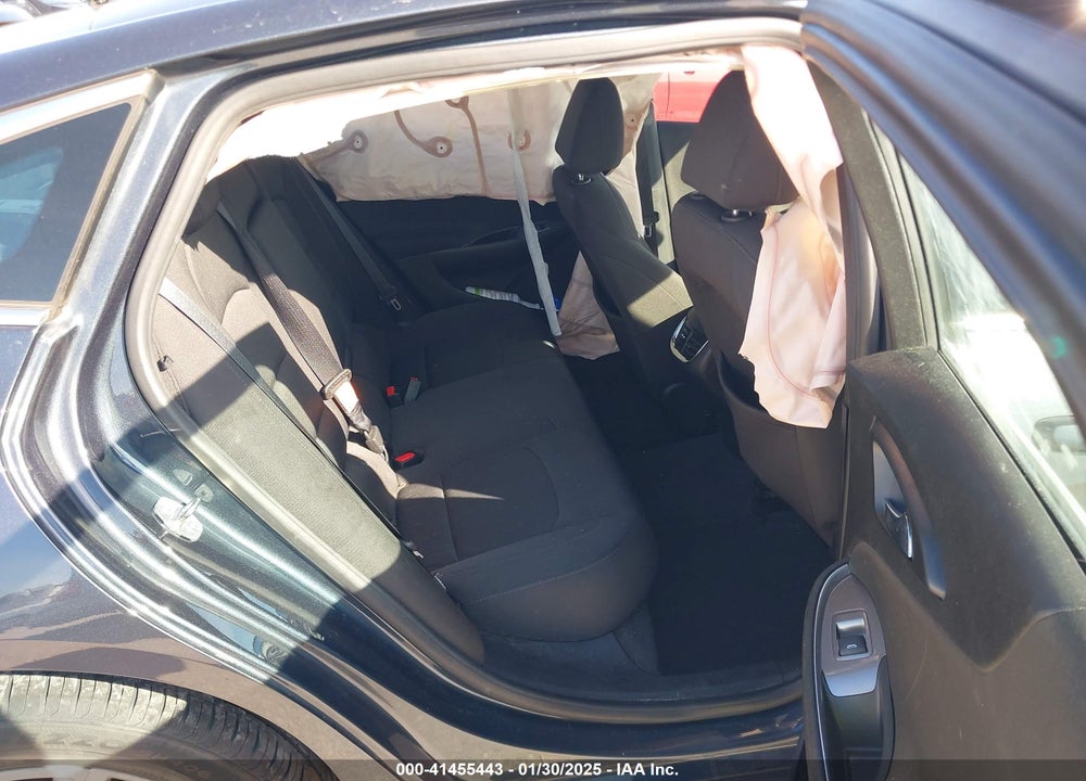 2019 CHEVROLET MALIBU VIN: 1G1ZD5ST2KF106216