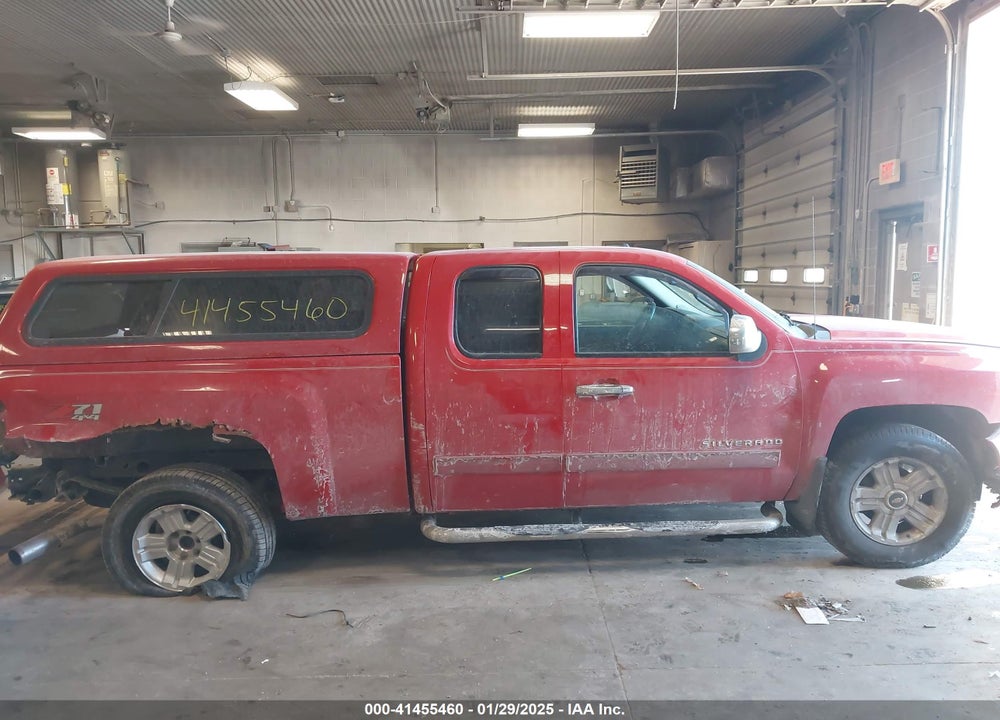 2011 CHEVROLET SILVERADO VIN: 1GCRKSE37BZ295371