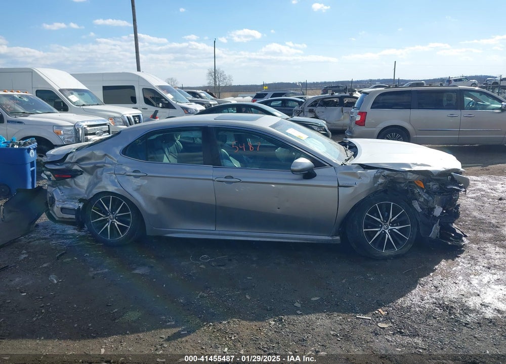 2021 TOYOTA CAMRY VIN: 4T1S31AK0MU559810
