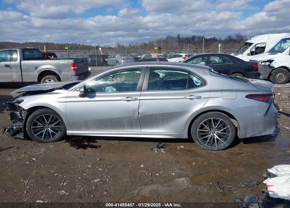 2021 TOYOTA CAMRY VIN: 4T1S31AK0MU559810