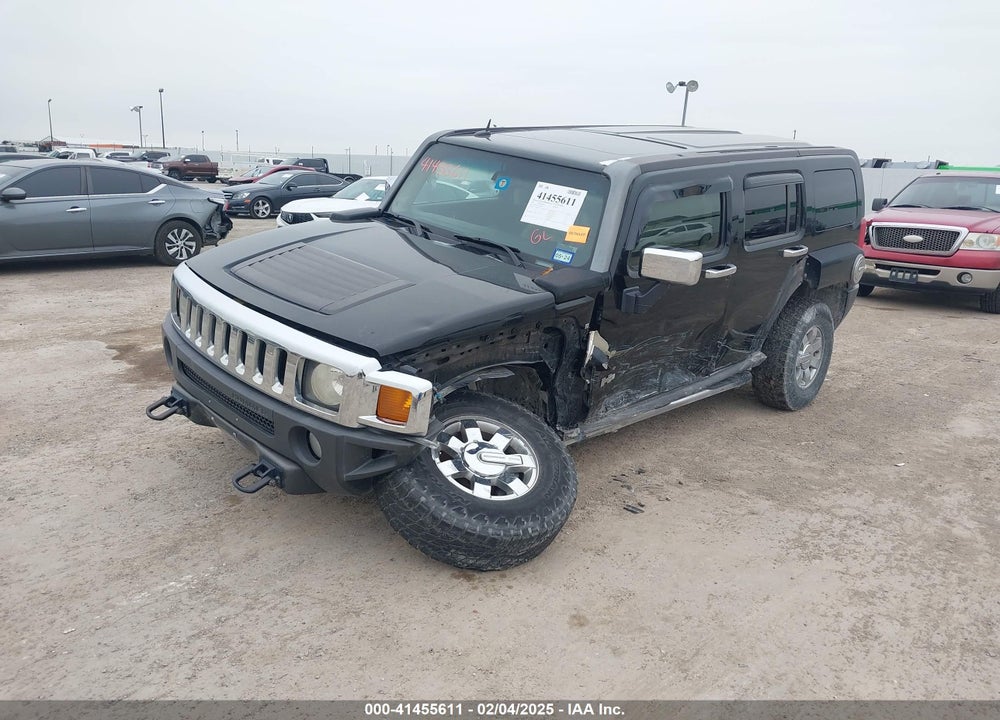 2007 HUMMER H3 SUV VIN: 5GTDN13E578109056