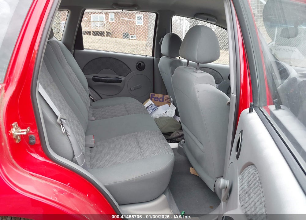 2005 CHEVROLET AVEO LS VIN: KL1TD62615B292508