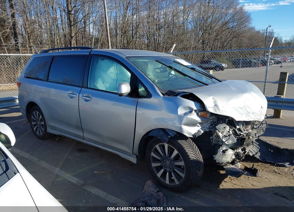 2019 TOYOTA SIENNA LE 7 PASSENGER VIN: 5TDJZ3DC4KS221245