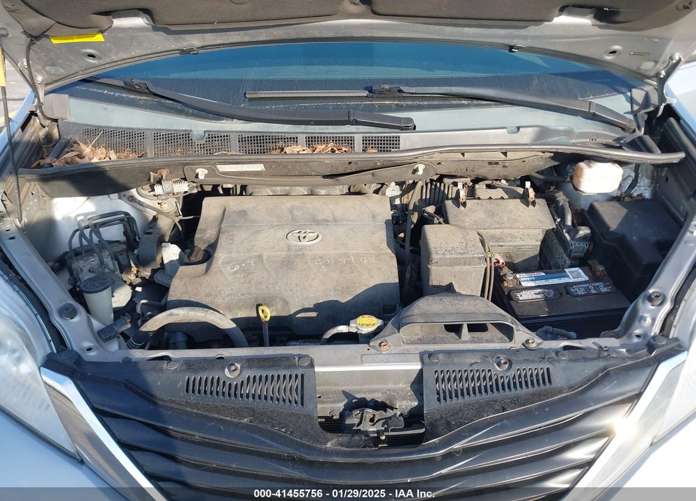 2014 TOYOTA SIENNA LE V6 8 PASSENGER VIN: 5TDKK3DC9ES487485