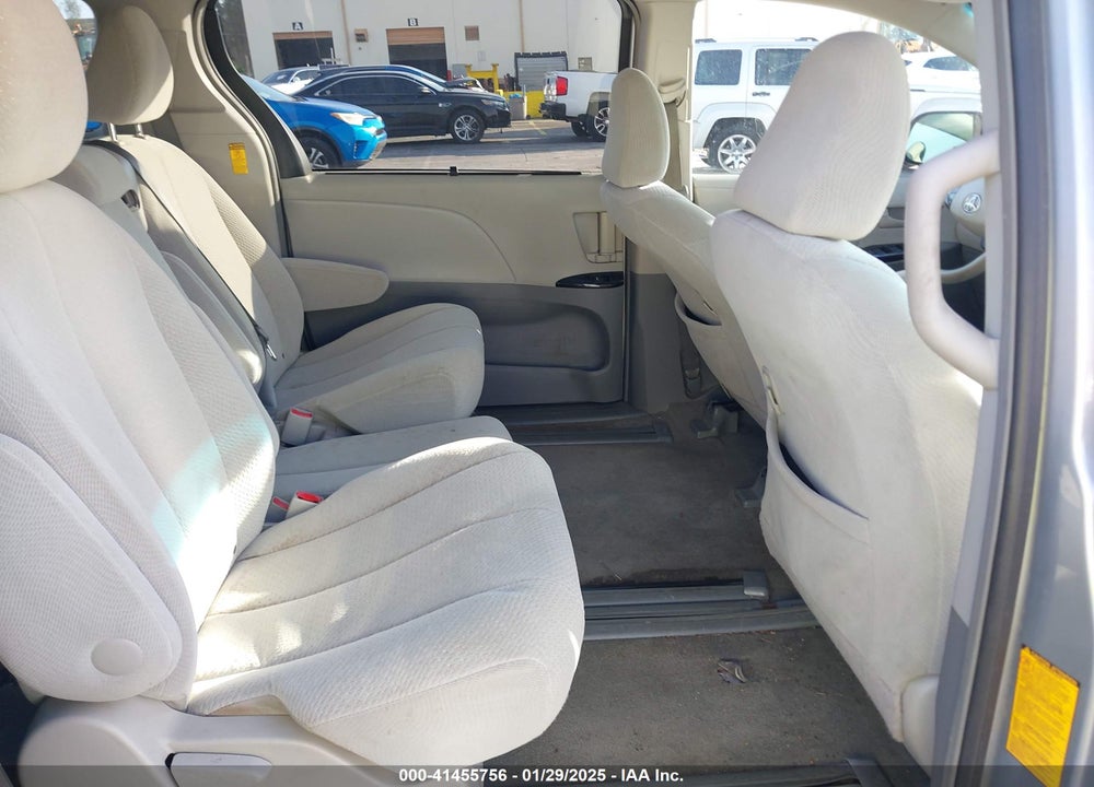 2014 TOYOTA SIENNA LE V6 8 PASSENGER VIN: 5TDKK3DC9ES487485