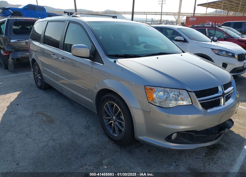 2017 DODGE GRAND CARAVAN SXT VIN: 2C4RDGCG8HR827517