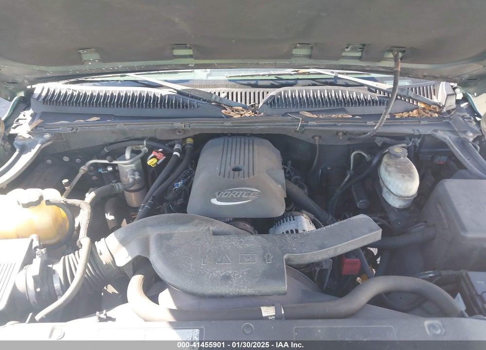 2004 CHEVROLET SUBURBAN 1500 LS VIN: 1GNEC16Z74J201779