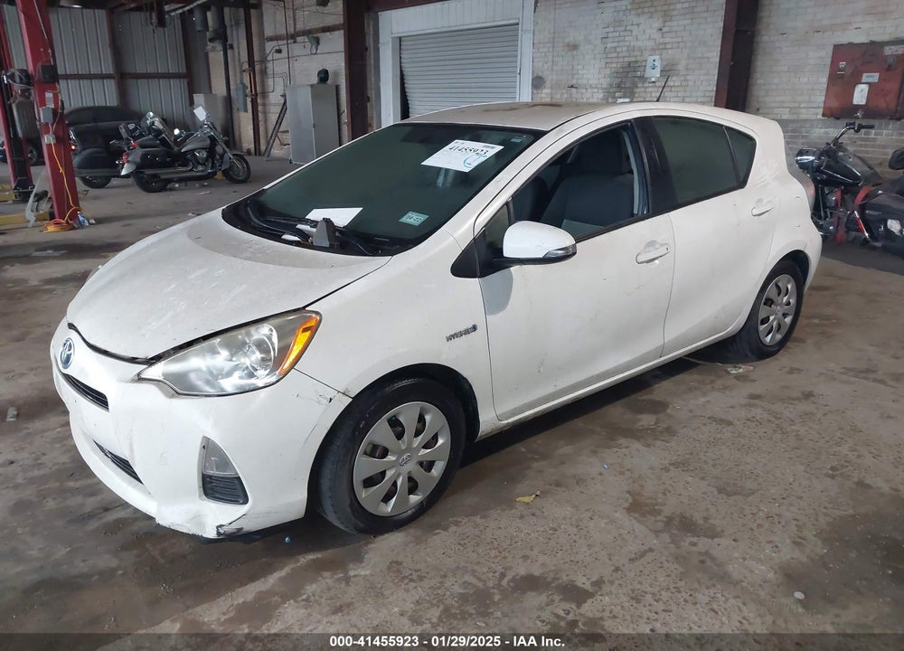 2013 TOYOTA PRIUS C VIN: JTDKDTB34D1548699