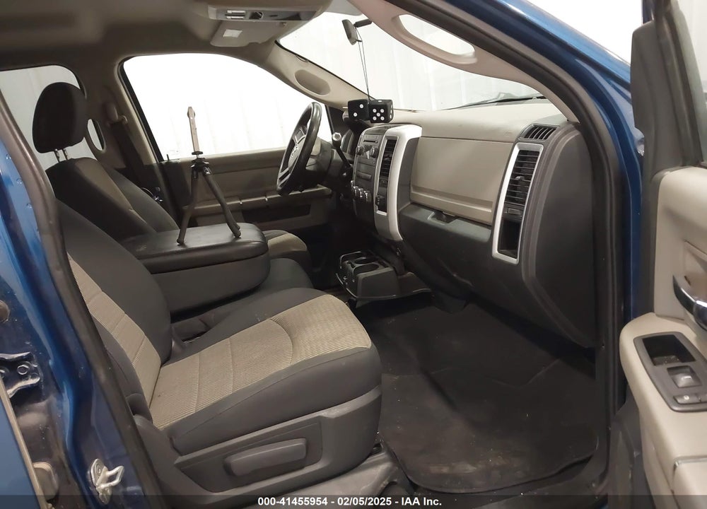 2011 RAM RAM 1500 VIN: 1D7RV1GT7BS690101