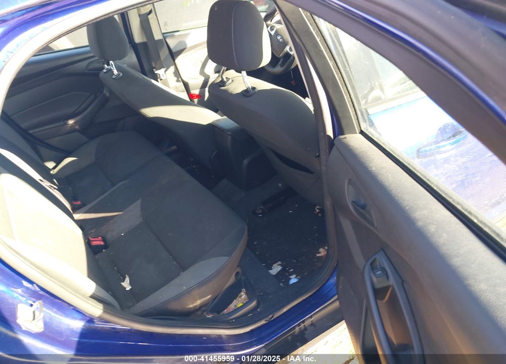 2012 FORD FOCUS VIN: 1FAHP3F21CL242622