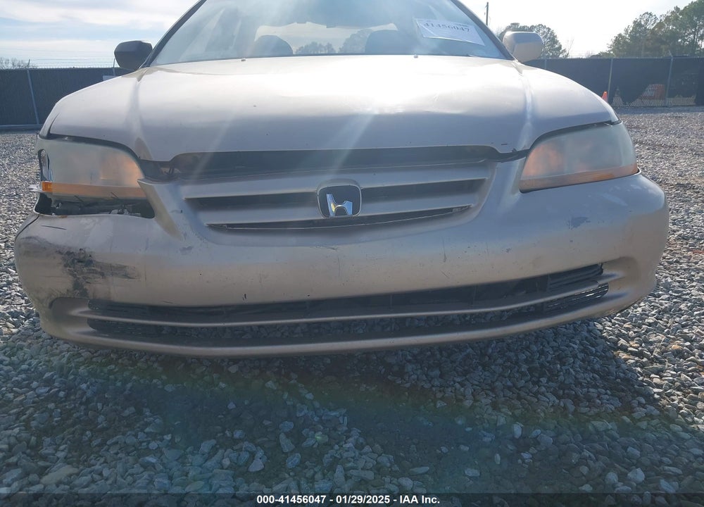 2001 HONDA ACCORD 3.0 EX VIN: 1HGCG16551A035647