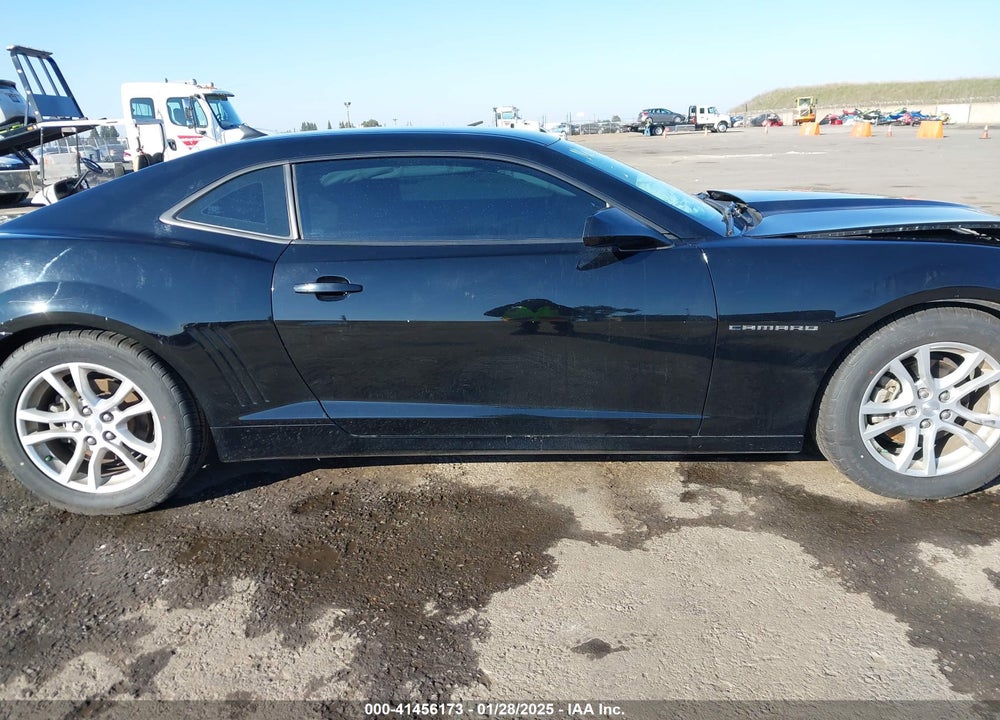 2015 CHEVROLET CAMARO 2LS VIN: 2G1FB1E35F9207441