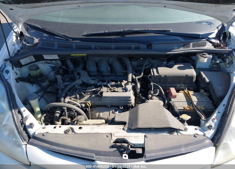 2007 TOYOTA SIENNA XLE VIN: 5TDZK22C97S007332