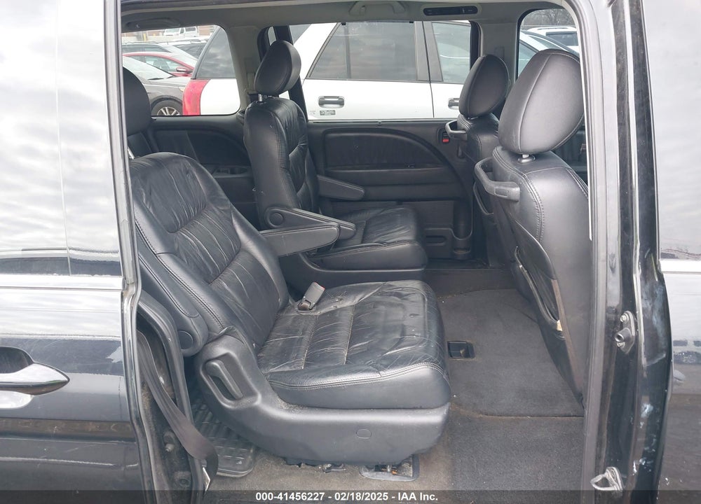 2008 HONDA ODYSSEY TOURING VIN: 5FNRL38948B092455