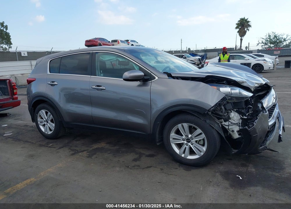 2019 KIA SPORTAGE LX VIN: KNDPM3ACXK7508919