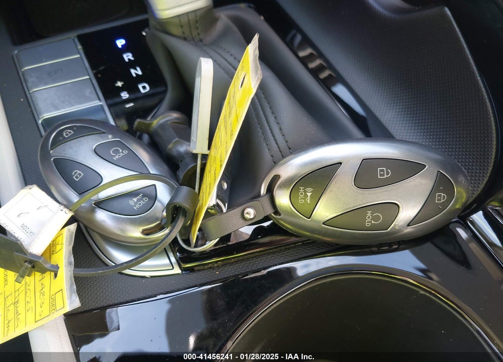 2025 HYUNDAI ELANTRA LIMITED VIN: KMHLP4DG6SU871483