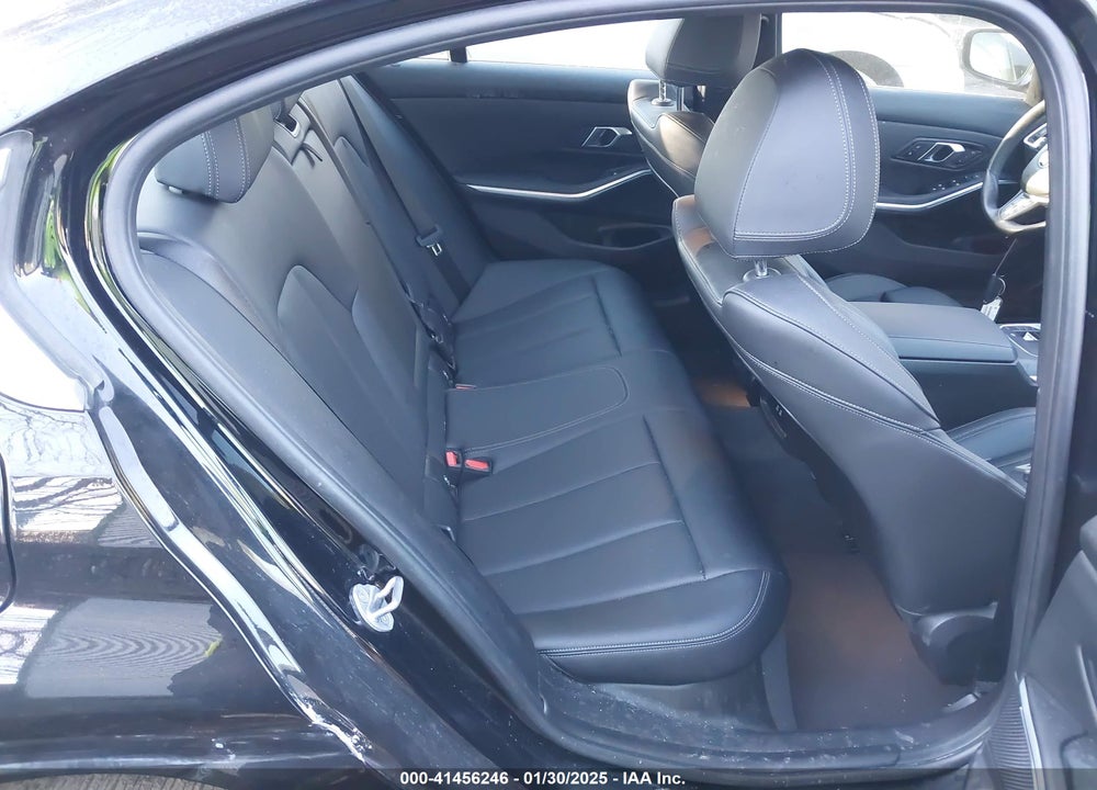 2024 BMW 330XE VIN: 3MW39FS03R8E11251