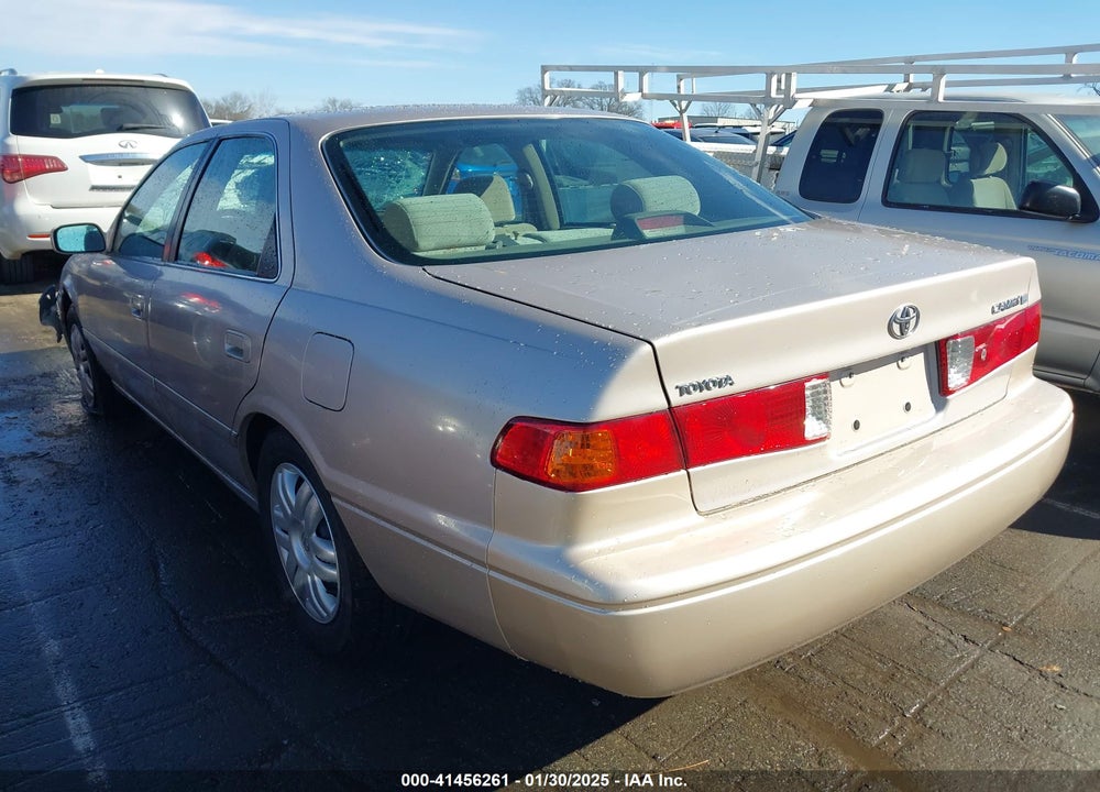 2000 TOYOTA CAMRY VIN: 4T1BG22K2YU672091