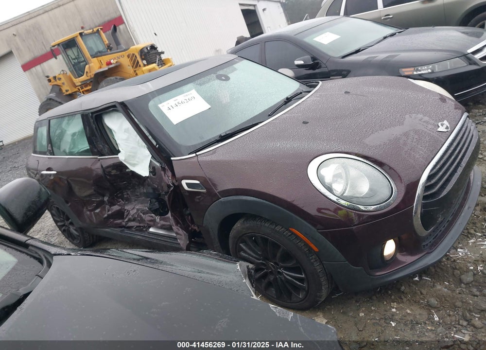 2017 MINI CLUBMAN VIN: WMWLU1C31H2F28336