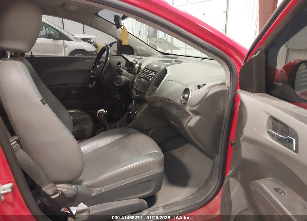 2015 CHEVROLET SONIC VIN: 1G1JE6SBXF4201163