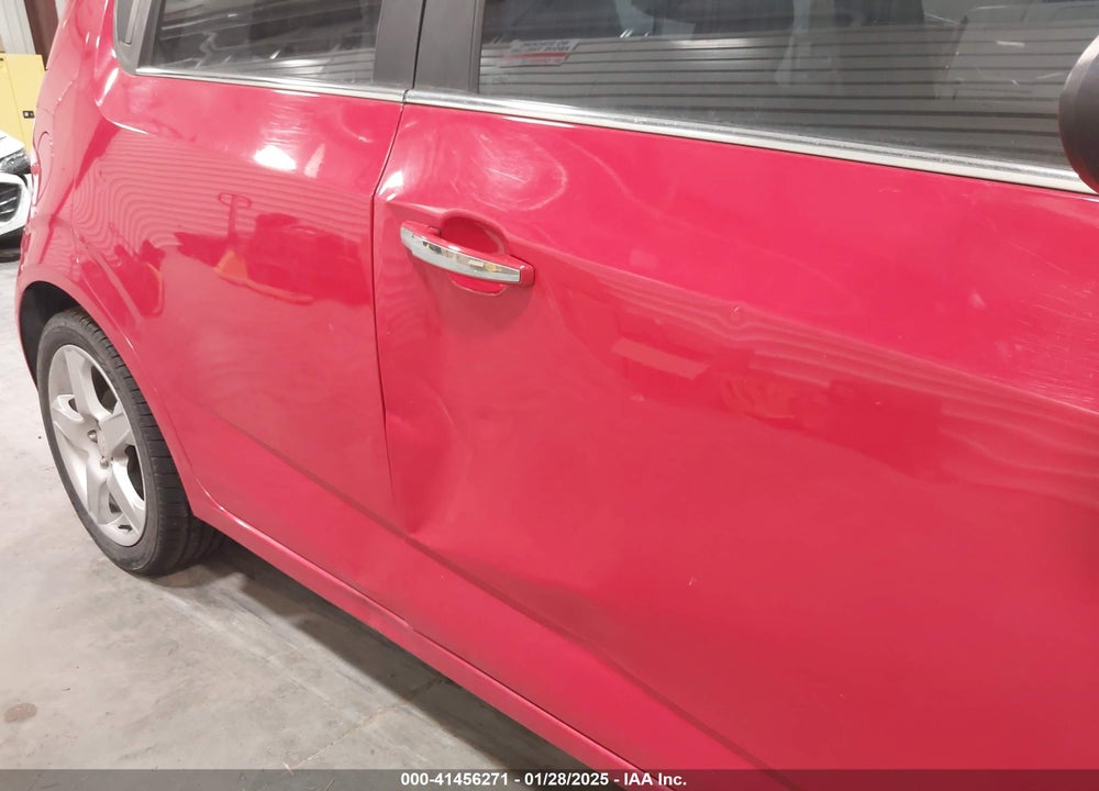 2015 CHEVROLET SONIC VIN: 1G1JE6SBXF4201163