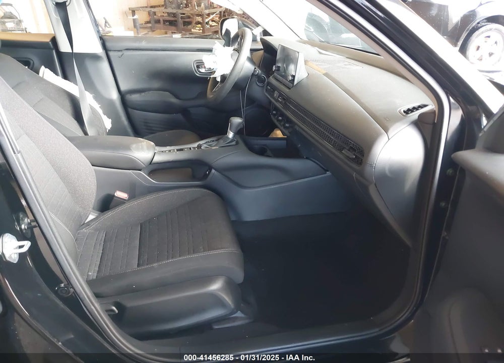 2023 HONDA HR-V AWD LX VIN: 3CZRZ2H38PM718601