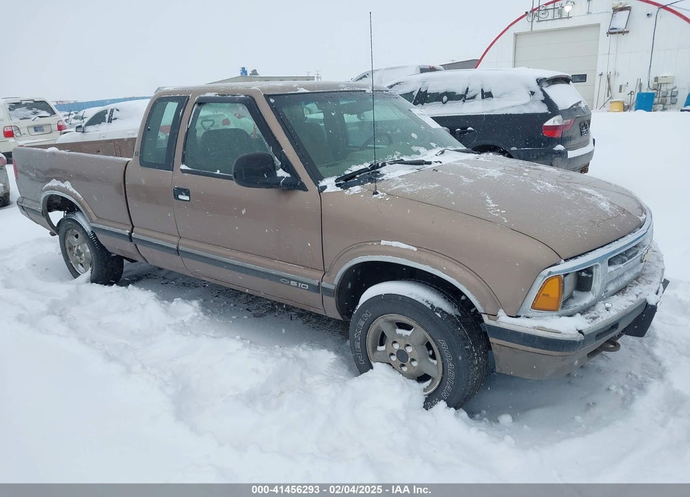 1997 CHEVROLET T10 LS SPORTSIDE VIN: 1GCDT19X9V8194924