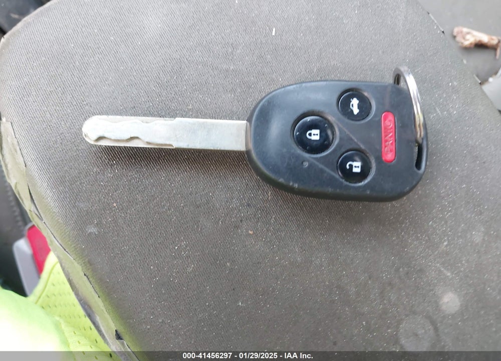 2012 HONDA CIVIC VIN: 2HGFG3B17CH509114