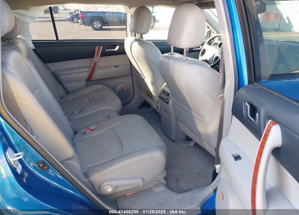 2008 TOYOTA HIGHLANDER LIMITED VIN: JTEES42A582080727