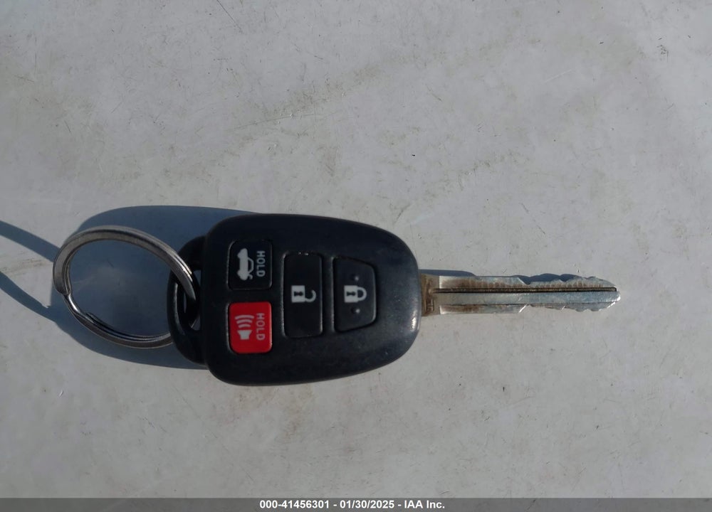 2018 TOYOTA COROLLA VIN: 5YFBURHE3JP746418