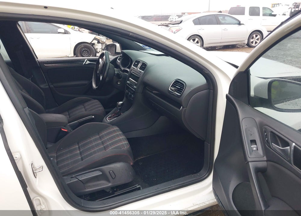 2013 VOLKSWAGEN GTI VIN: WVWHV7AJXDW115325