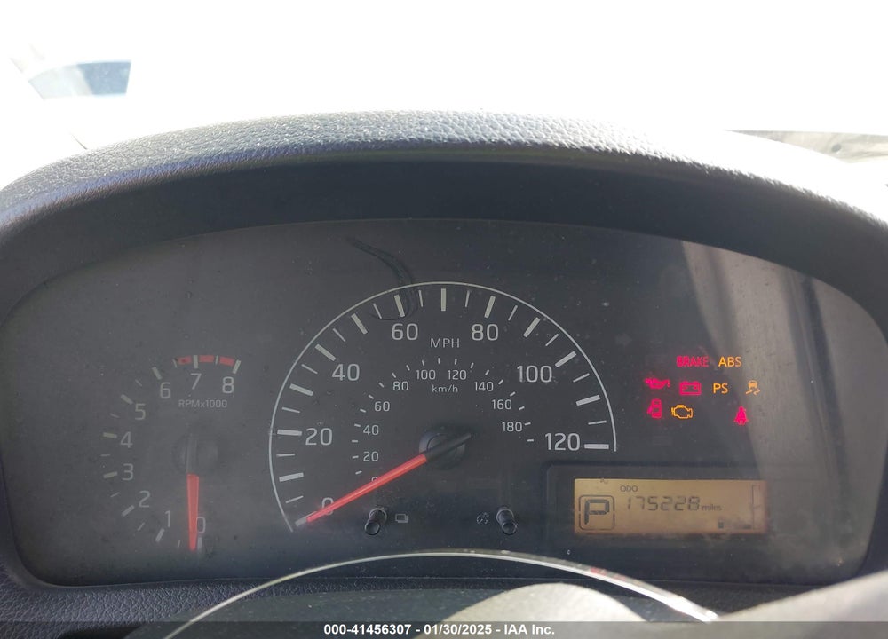2015 NISSAN NV200 VIN: 3N6CM0KN7FK711042