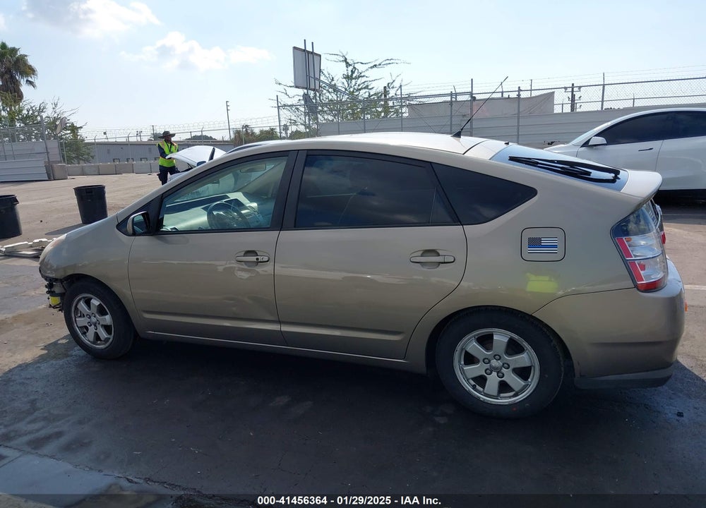 2004 TOYOTA PRIUS VIN: JTDKB20U140030437