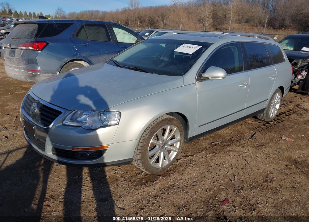 2010 VOLKSWAGEN PASSAT KOMFORT VIN: WVWXK7AN7AE077898