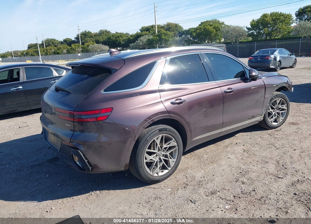 2022 GENESIS GV70 2.5T AWD VIN: KMUMADTB0NU038778