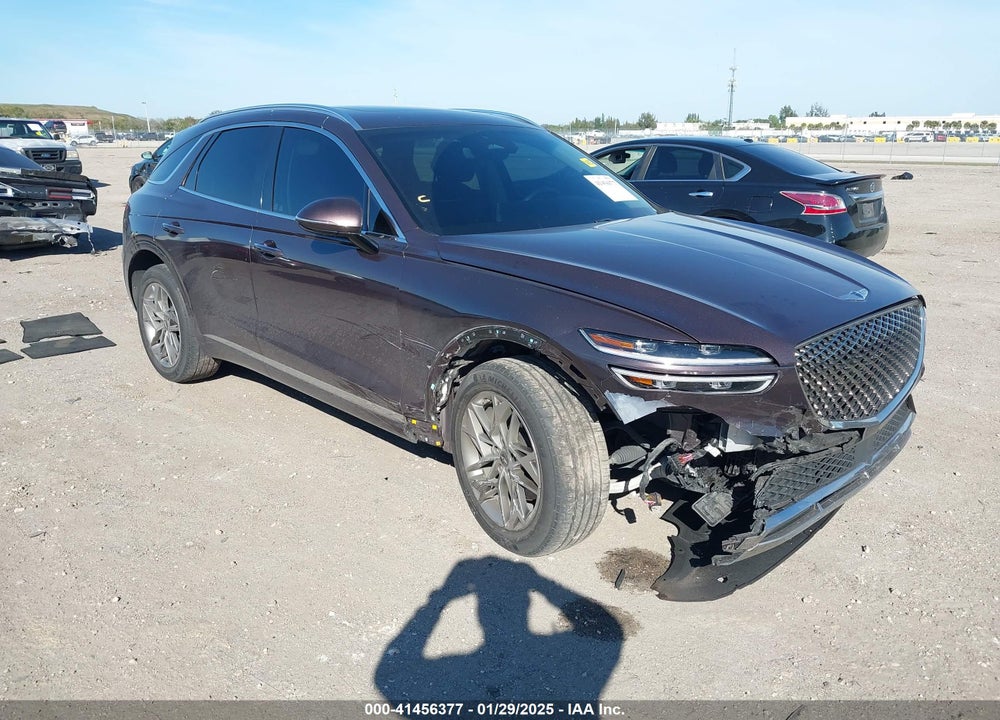 2022 GENESIS GV70 2.5T AWD VIN: KMUMADTB0NU038778