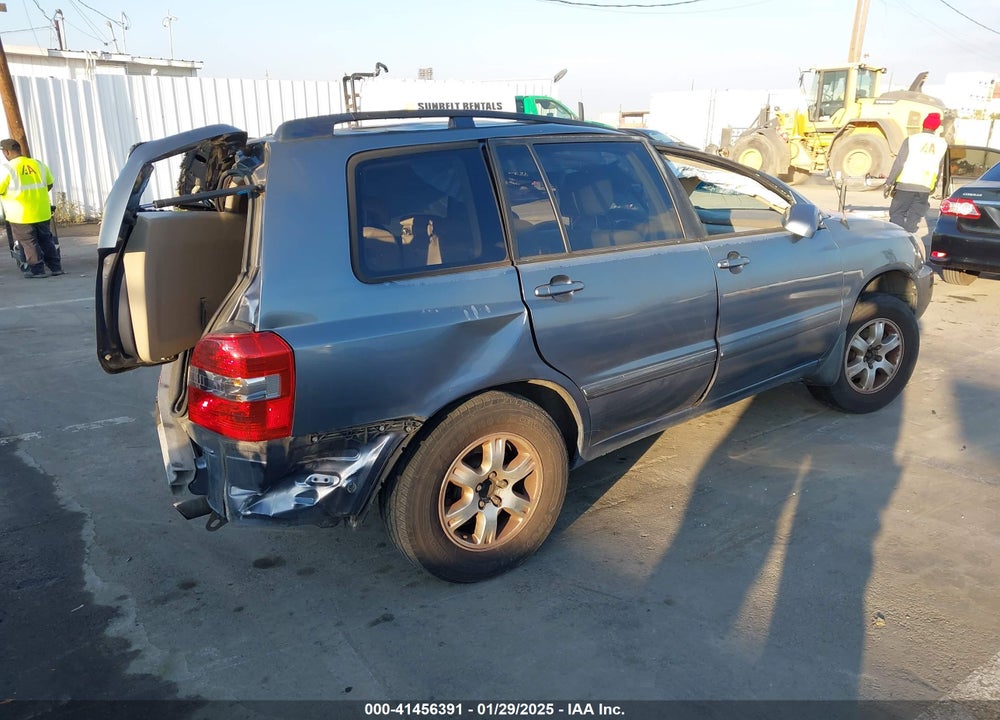 2006 TOYOTA HIGHLANDER VIN: JTEGP21A260102367